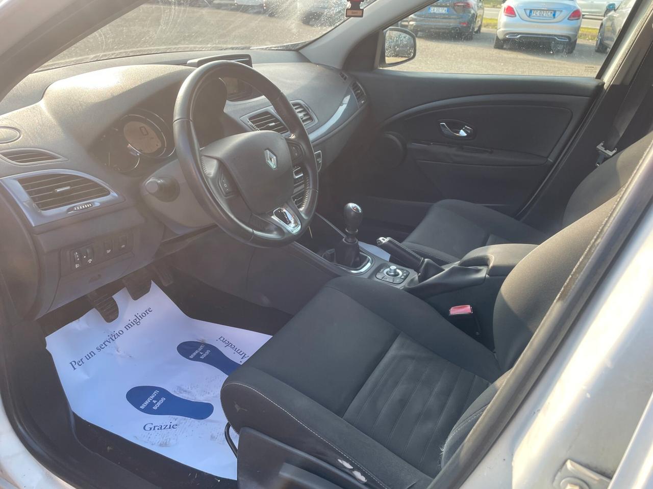 Renault Megane 1.5 dCi 110CV SporTour Limited DISTRIBUZIONE NUOVA