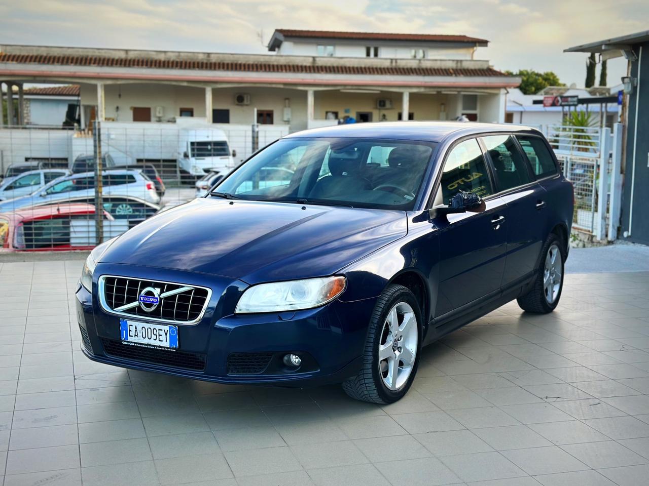 Volvo V70 2.0 D POLAR
