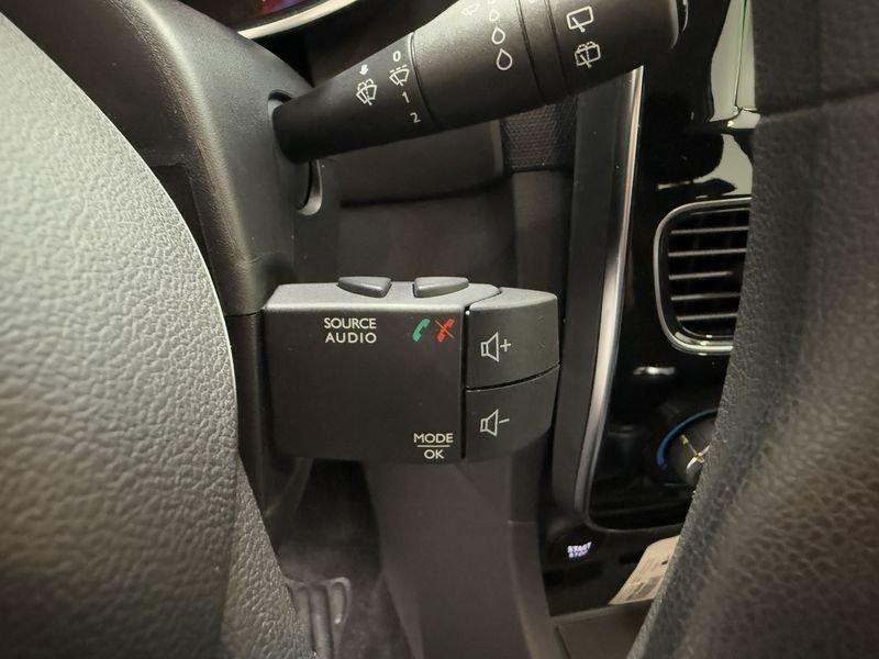 Renault Clio TCe 90 GPL 5Pt Moschino Life