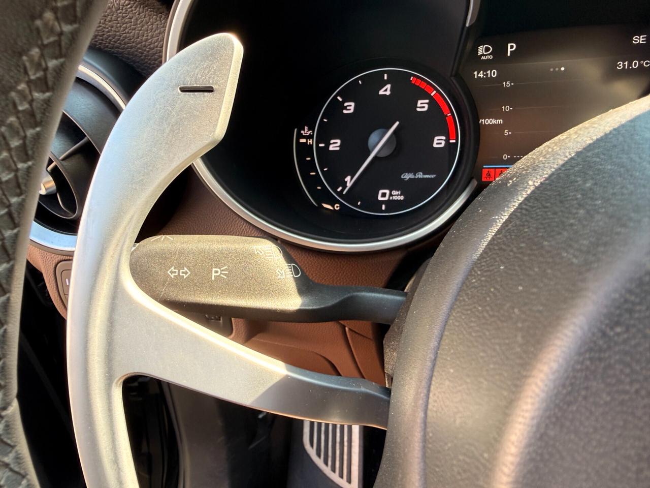 Alfa Romeo Stelvio| GARANZIA 12 MESI