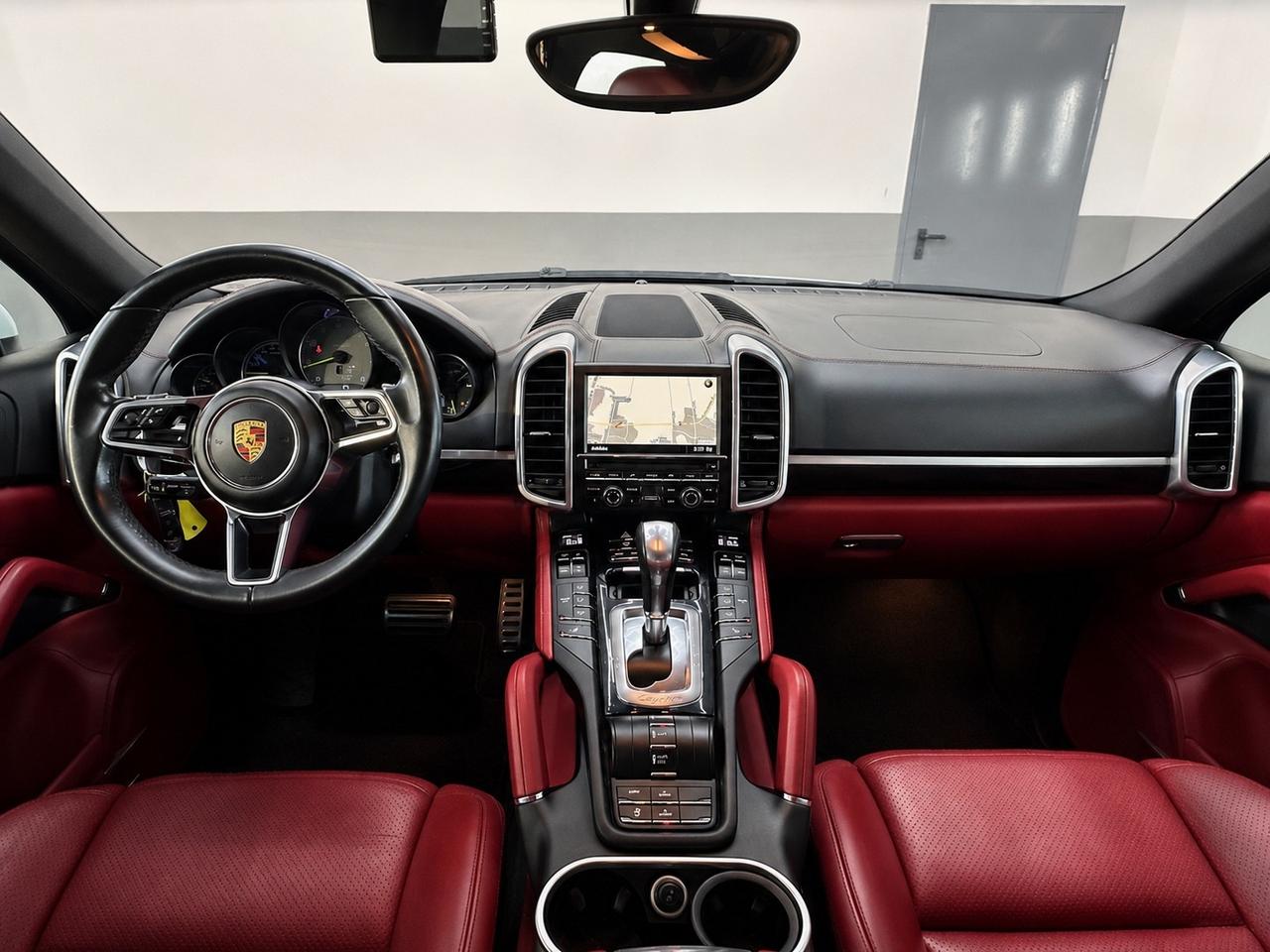Porsche Cayenne 3.0 S E-Hybrid