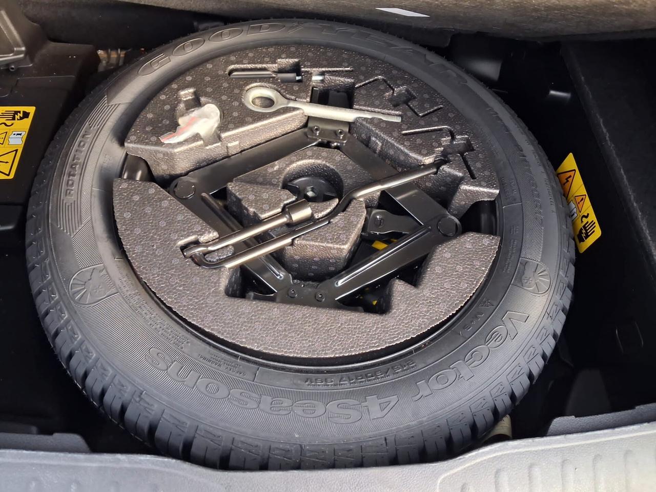 Jeep Renegade 1.3 T4 190CV PHEV 4xe AT6 80th Anniversary