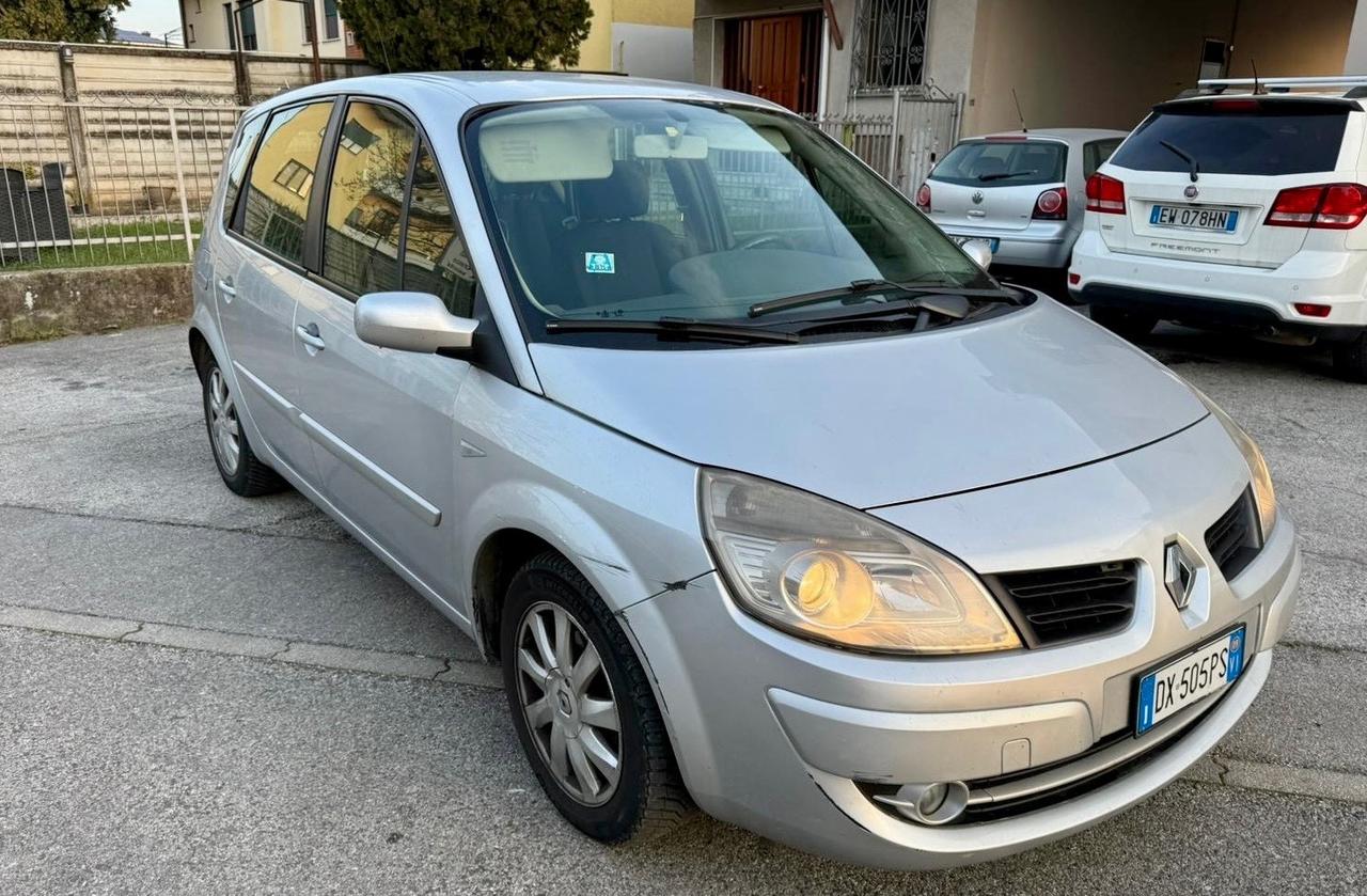 Renault Scenic Scénic 1.5 dCi/106CV Serie Speciale PlayStation Portable
