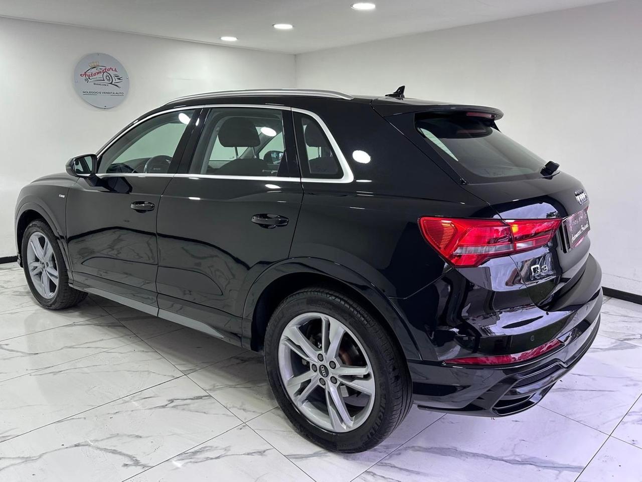Audi Q3 35 TDI S tronic line -GARANTITA-2020