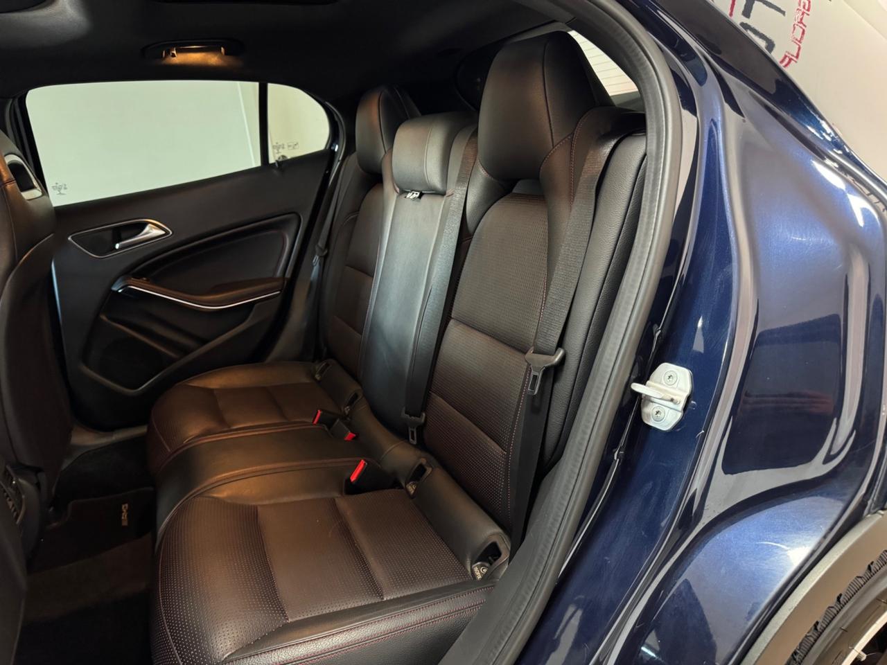 Mercedes-benz GLA 220 d Automatic 4Matic Premium