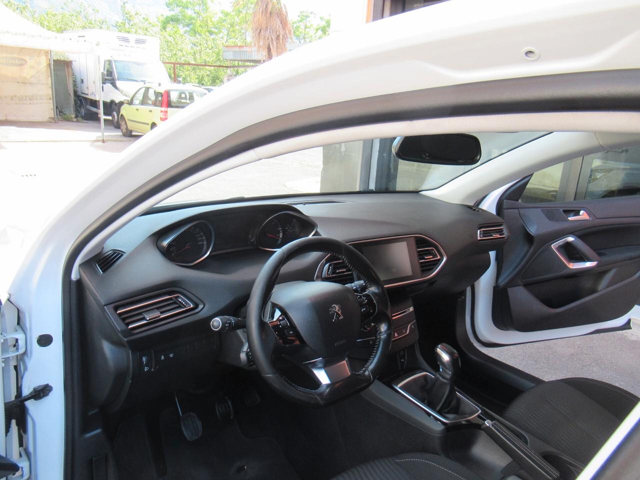 Peugeot 308 BlueHDi 100 S&S SW Business