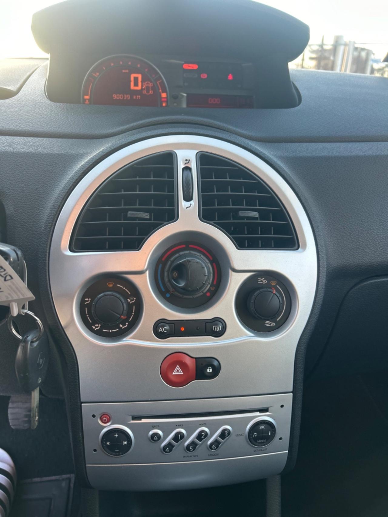 Renault Modus Grand 1.2 16V Dynamique