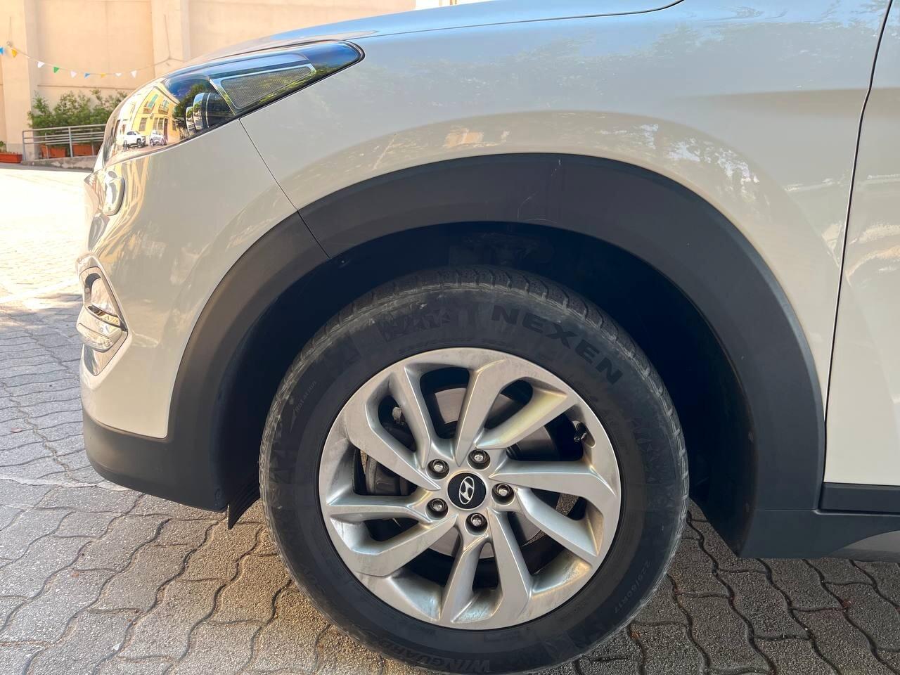Hyundai Tucson 1.7 CRDi Comfort Pack 2wd