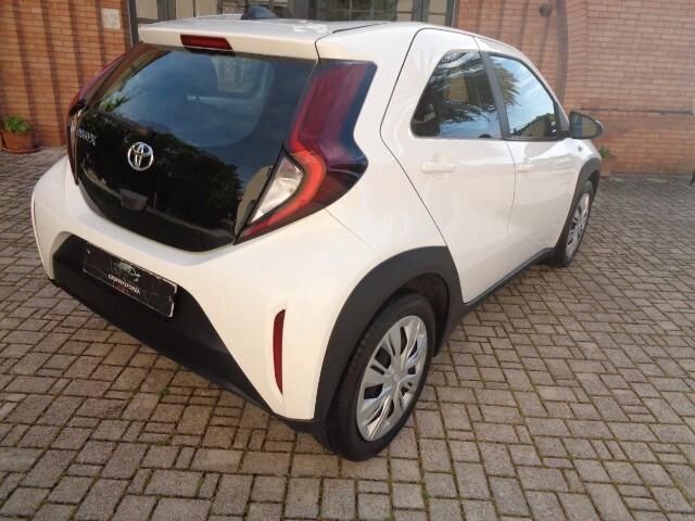 Toyota Aygo X 1.0 VVT-i 72 CV 5 porte Active km 13.000 NESSUN VINCOLO DI FINANZIAMENTO