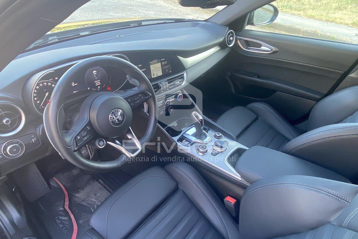 ALFA ROMEO Giulia 2.2 Turbodiesel 210 CV AT8 AWD Q4 Veloce