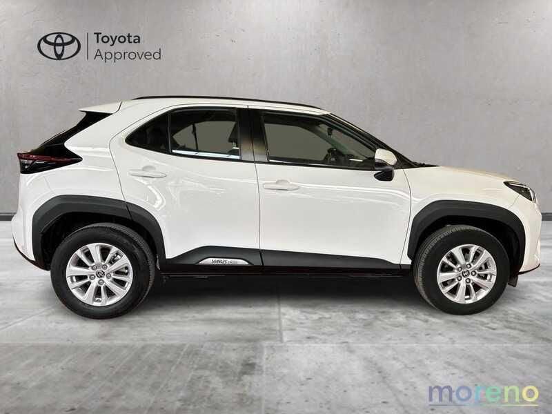 Toyota Yaris Cross 1.5h Active fwd 115 CV e-cvt