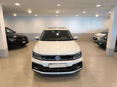 Volkswagen Tiguan 2.0 TDI SCR DSG Business BlueMotion Technology R-LINE
