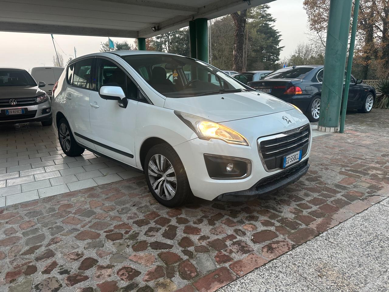 Peugeot 3008 1.6 HDi 115CV AUT.