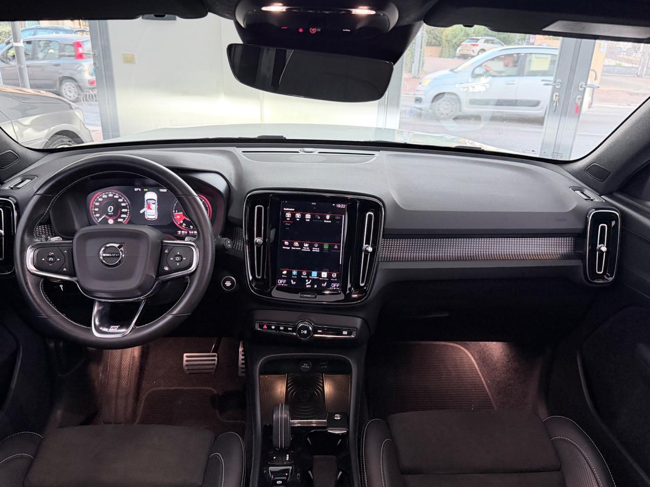 Volvo XC40 D4 AWD Geartronic R-design
