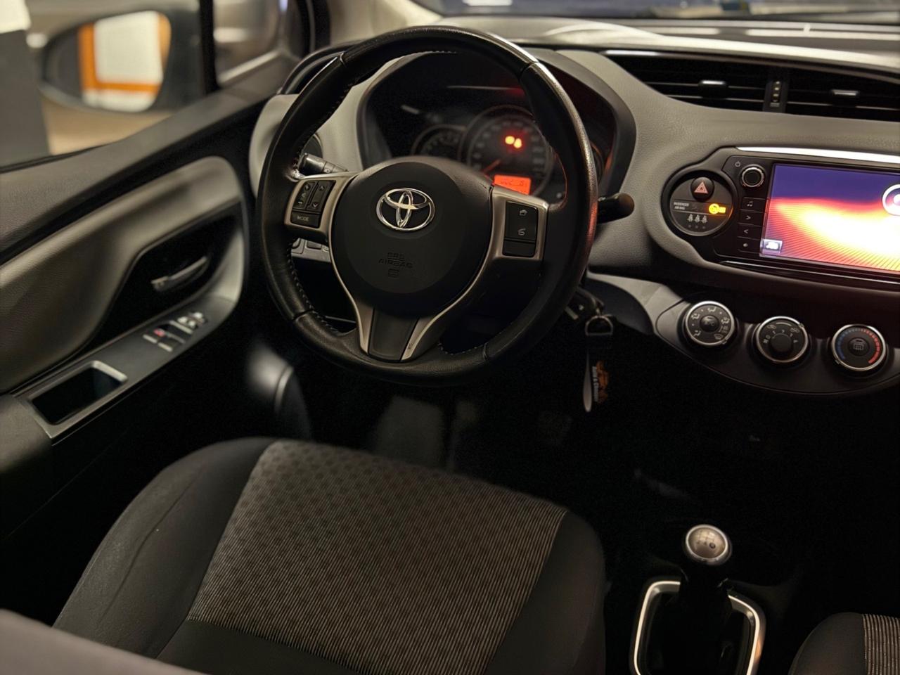 MAGNIFICA TOYOTA YARIS CON SOLI 87.218 KM UNICO PROPRIETARIO