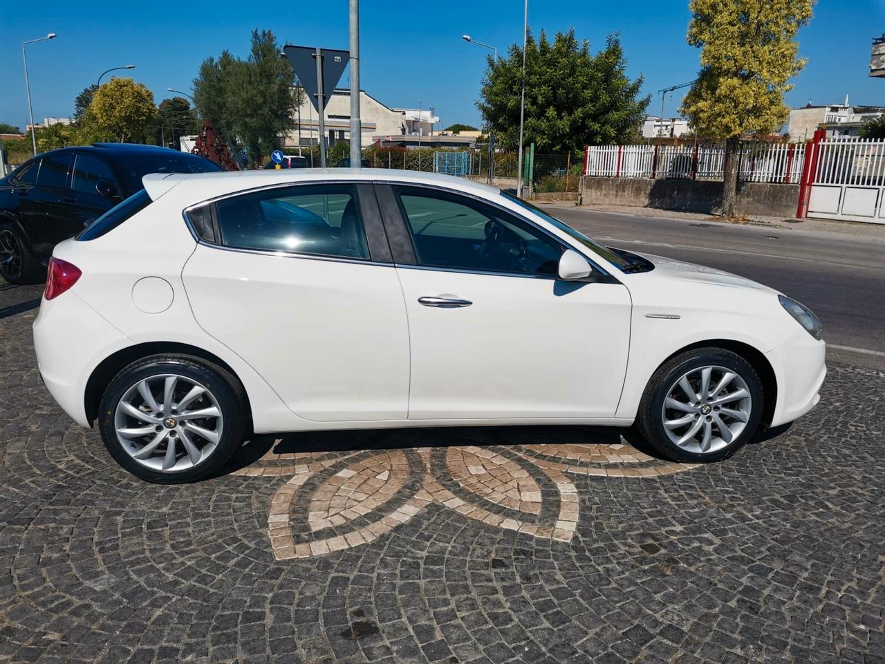Alfa Romeo Giulietta 1.4 Turbo 120 CV GPL Distinctive