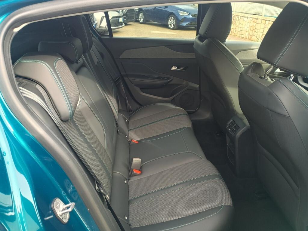 Peugeot 308 1.5 BlueHDi 130cv EAT8 Allure