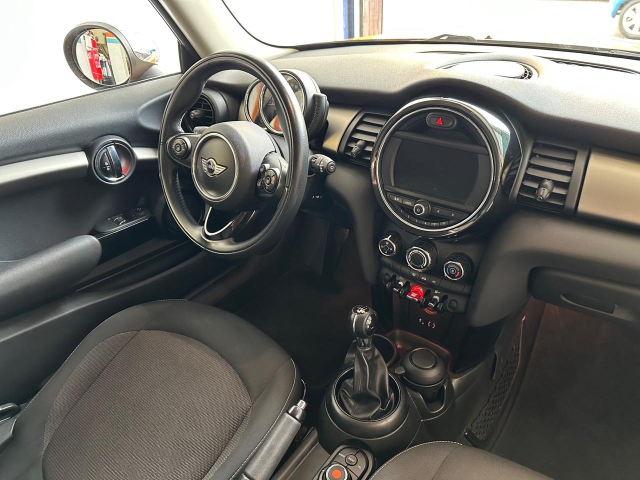 Mini One 1.2 102cv 3p - OK Neopatentati