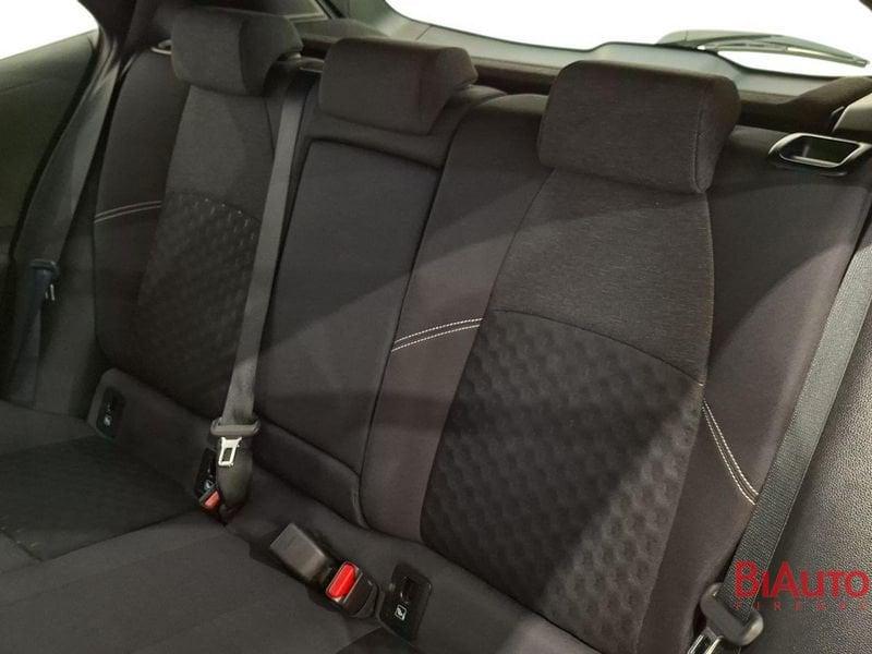 Toyota Corolla Corolla 1.8h Active auto