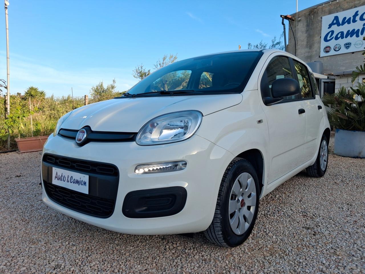 Fiat Panda 1.2 Easy anno2016 solo 86000km