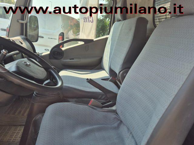 NISSAN Cabstar 35.13 2.5 TDI 130CV PC- RIBALTABILE TRILATERALE
