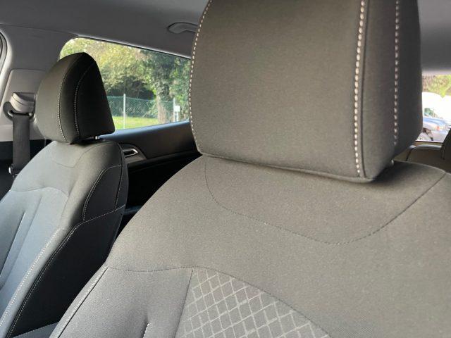 KIA Sportage 1.6 TGDI 150CV MHEV DCT UNIPROP. GARANZIA 6 ANNI