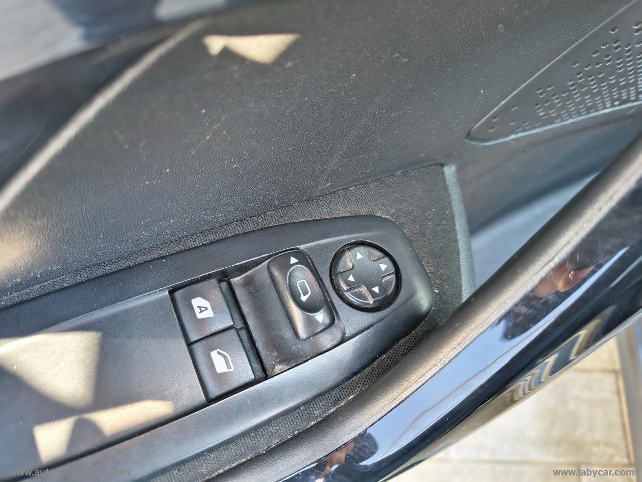 PEUGEOT 208 1.2 82 CV 5p. Allure