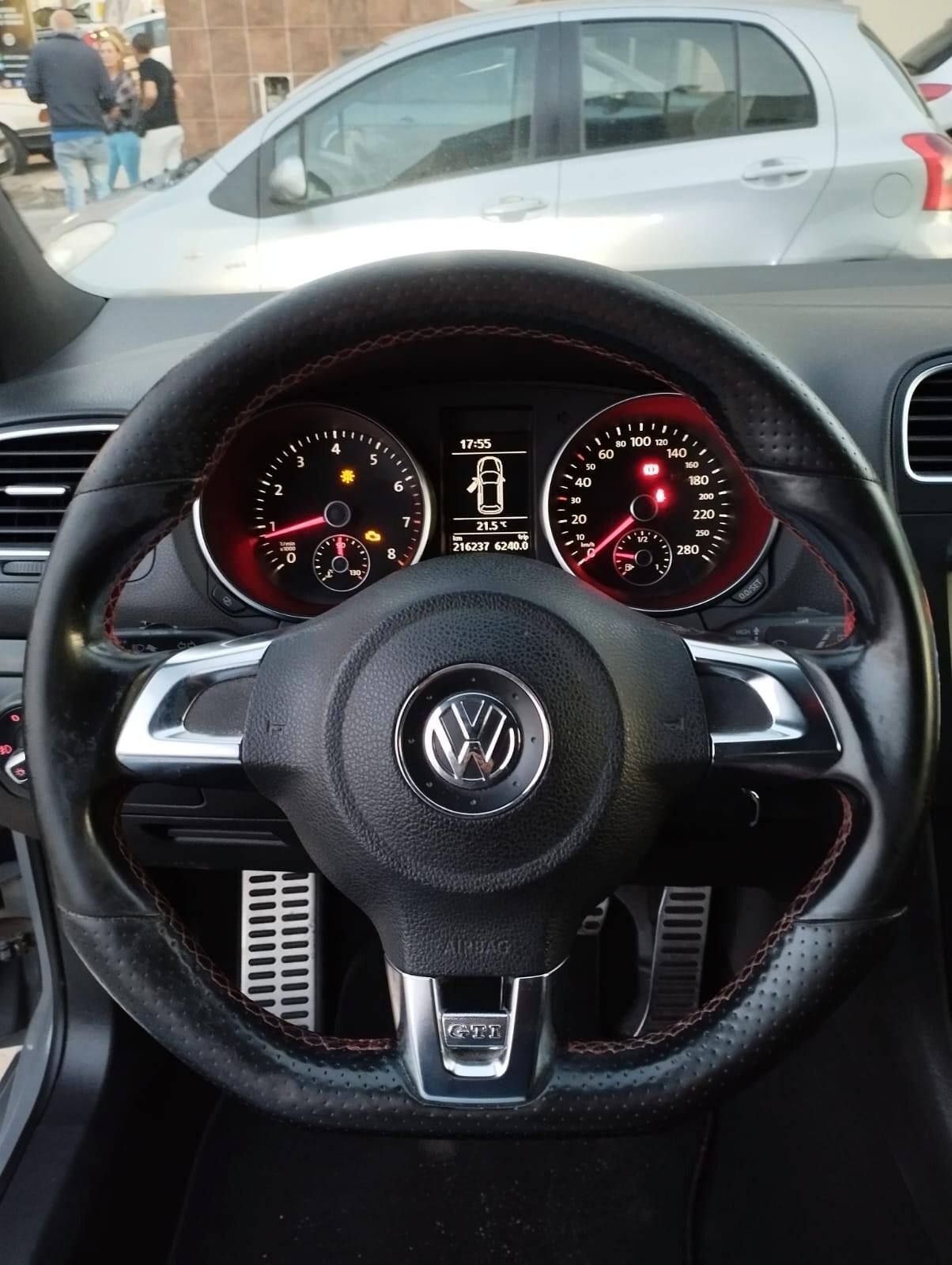 Volkswagen Golf GTI Golf 2.0 TSI 3p. GTI