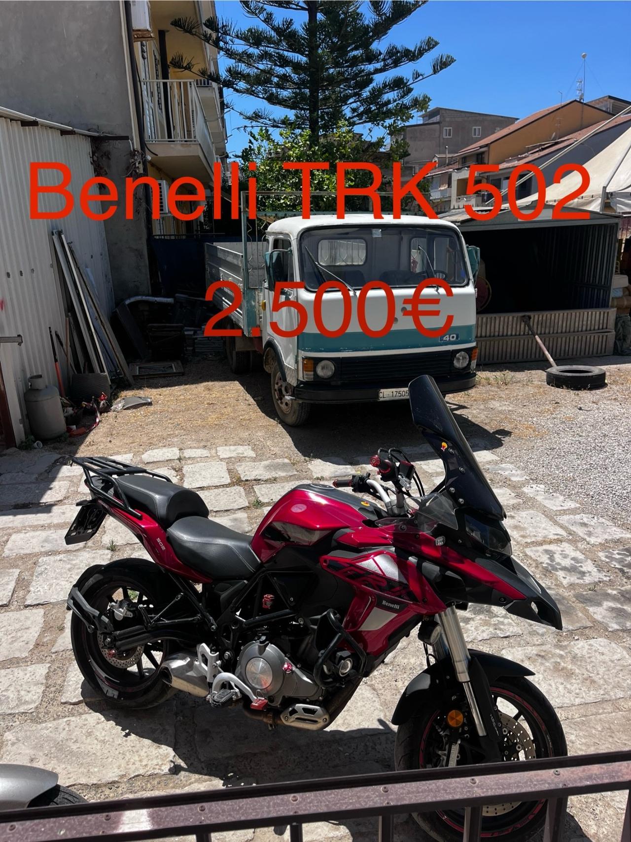 Benelli TRK 502 permuta auto moto durgone