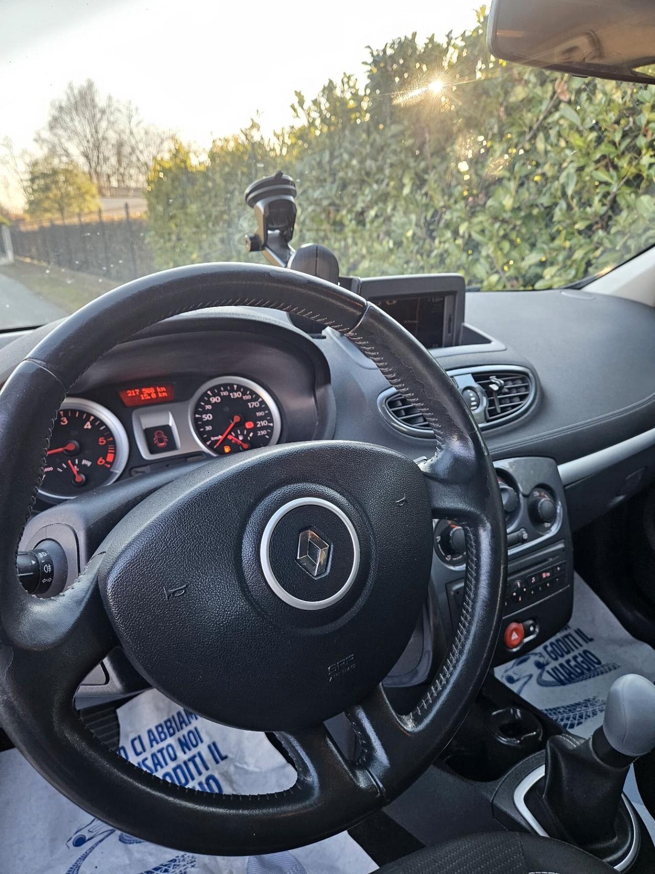 Renault Clio 1.5 dCi NEOPATENTATI