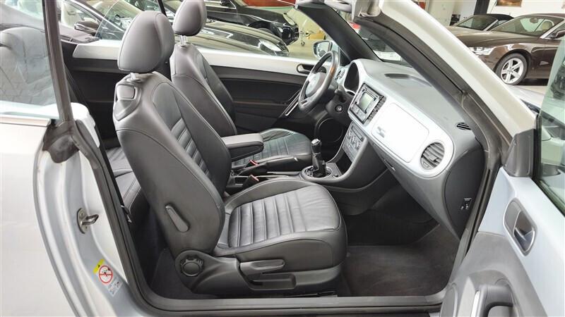 Volkswagen Maggiolino Cabrio 1.2 TSI Design !!! KM 76.800 !!!