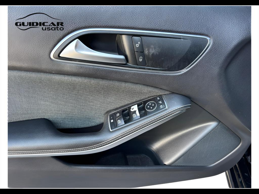 Mercedes-Benz Classe A - W176 - A 160 cdi Sport auto