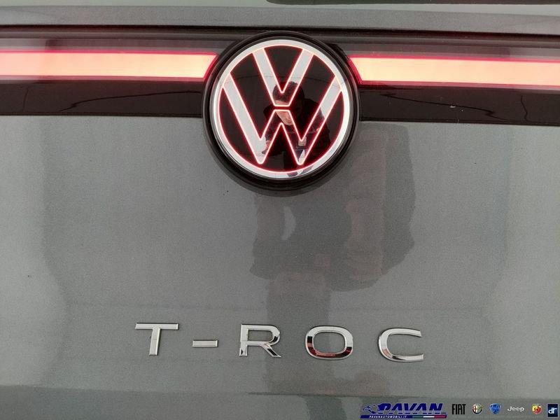 Volkswagen T-Roc 1.5 eTSI ACT 150 CV DSG R-Line (Parking Pack)