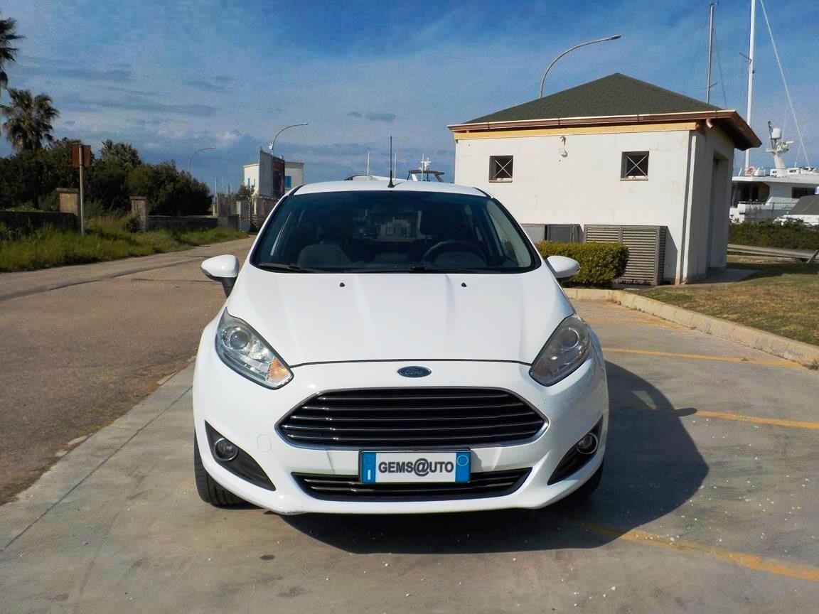 Ford Fiesta 1.5 TDCi 75CV 5 porte Titanium
