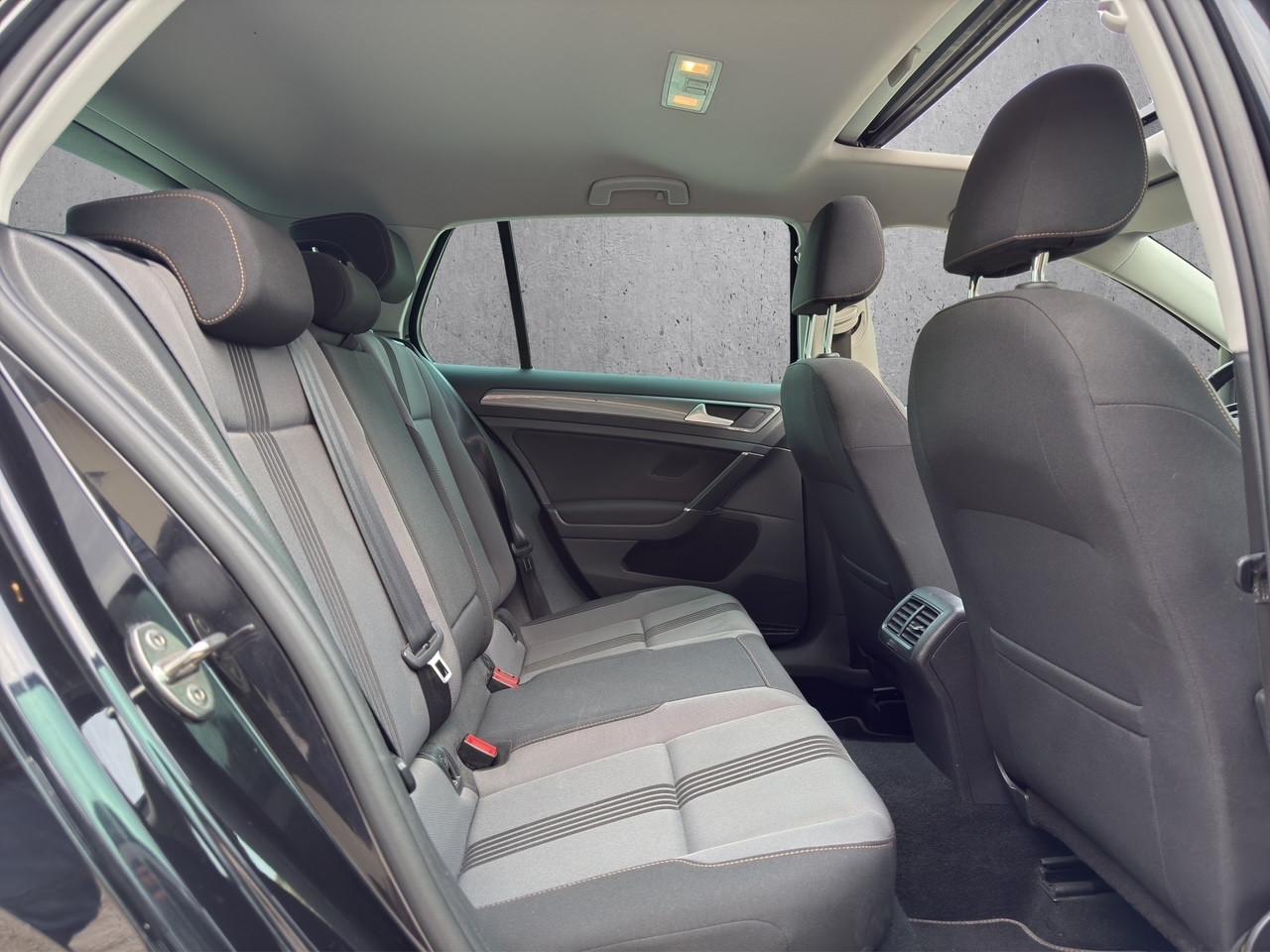 Volkswagen Golf 1.6 TDI 110 CV 5p. Sport Edition R LINE