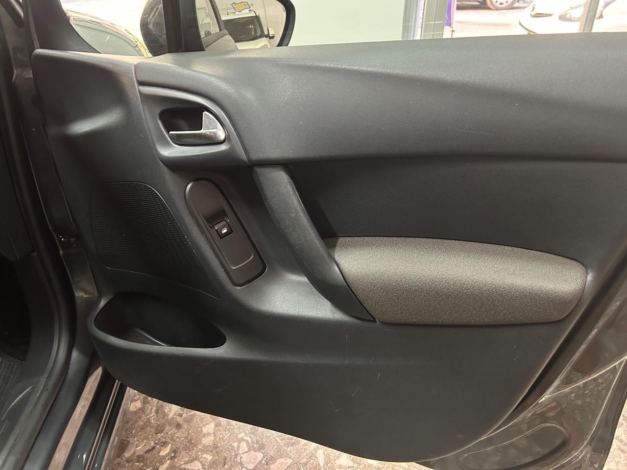 Citroen C3 1.2 Benz. Climatizzatore Neo Pat.