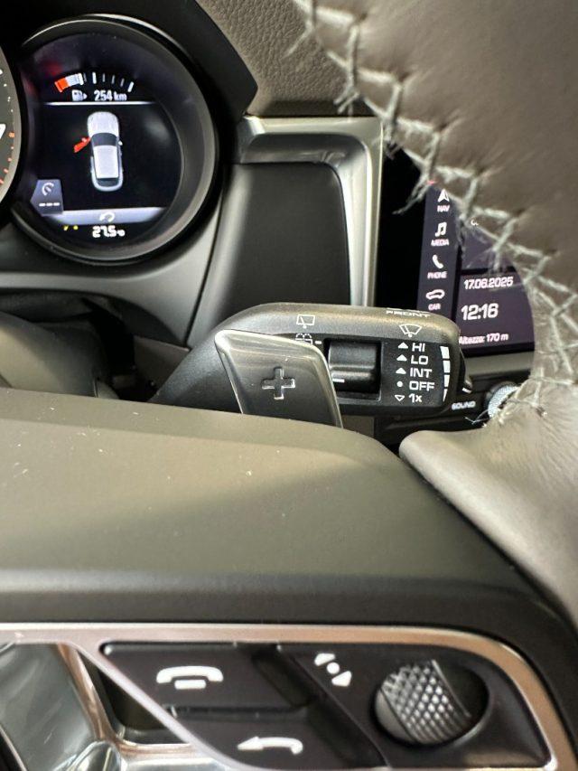 PORSCHE Macan 2.0 PDK - 20" - Tetto - PDLS - Scarichi - IVA