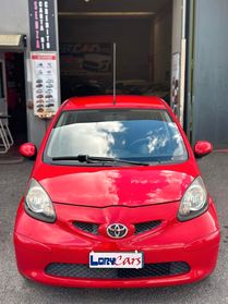 Toyota Aygo 1.0 12V VVT-i 5 porte Sol NEOPATENTATI
