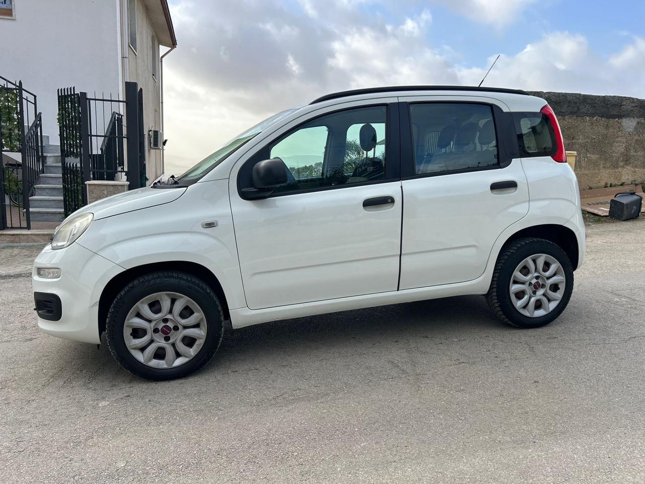 Fiat Panda 0.9 TwinAir Turbo Natural Power Lounge