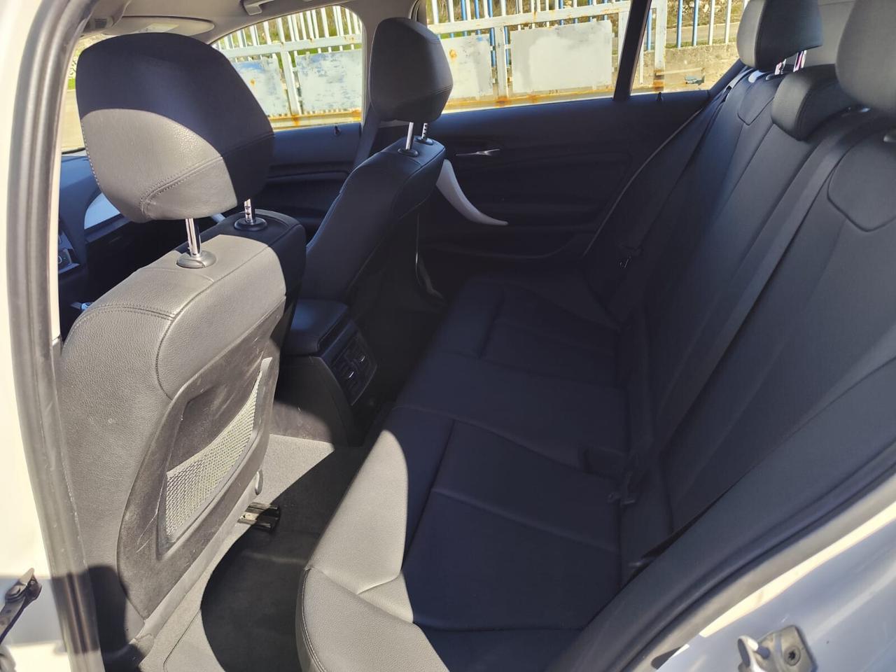 Bmw 118 118d 5p. Urban