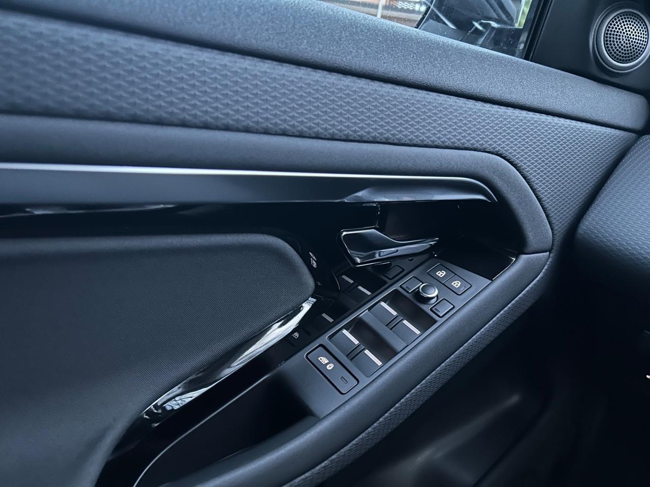 Land Rover Range Evoque 163 cv manuale - no vincoli finanziari