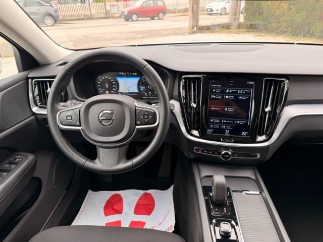 Volvo V60 2.0 b4 D 197 Cv Momentum Business Pro auto