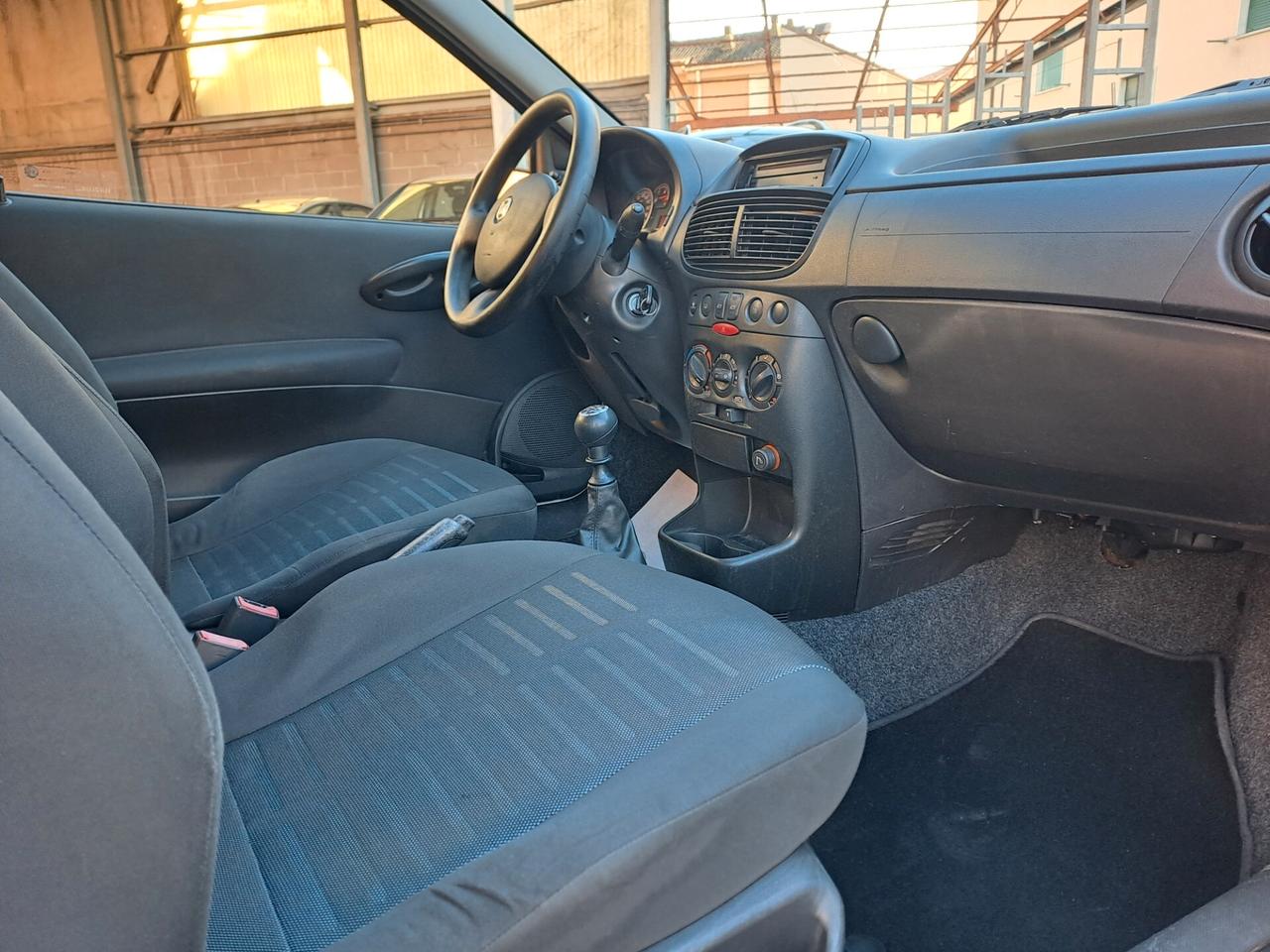 FIAT PUNTO 1.2 BENZINA *OK NEOPATENTATI*