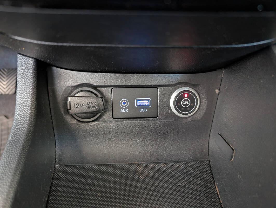 Hyundai i20 1.2 Classic econext 75cv 5p