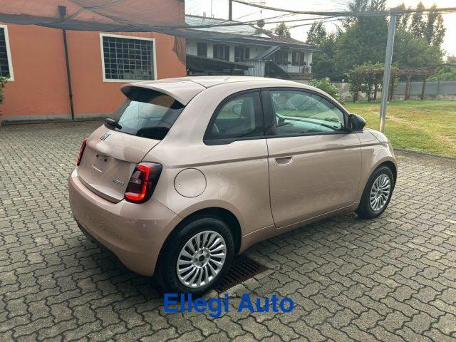 FIAT 500 Berlina Hybrid Pop KM 0