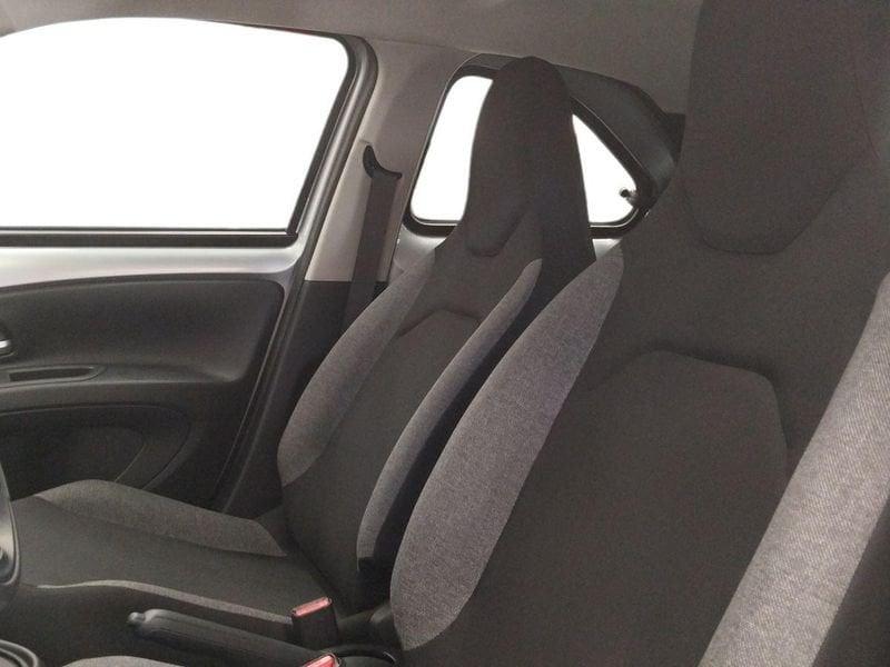 Toyota Aygo X 1.0B (72 CV) Active S-CVT