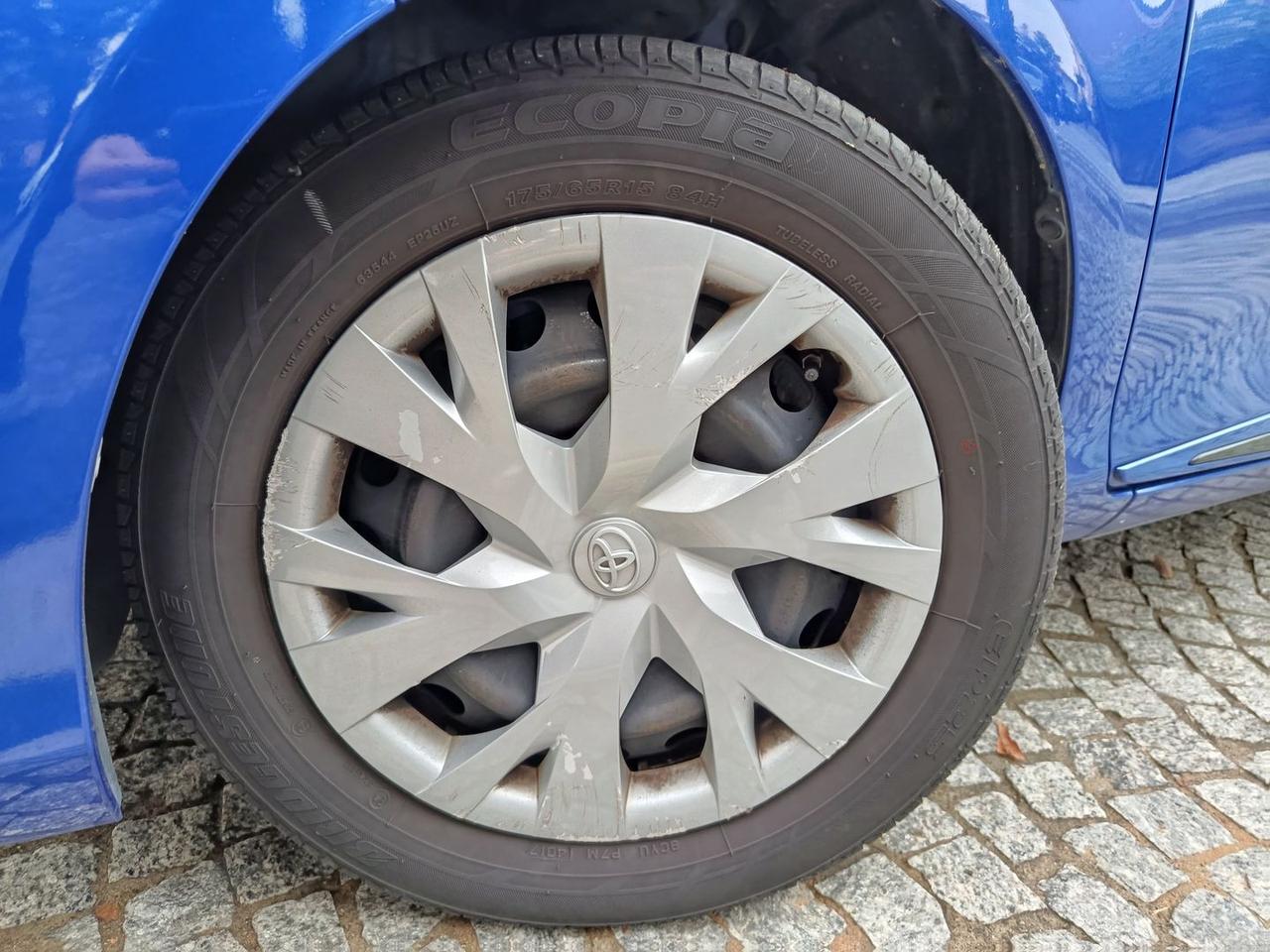 Toyota Yaris Active 1.0 VVT-i #7550