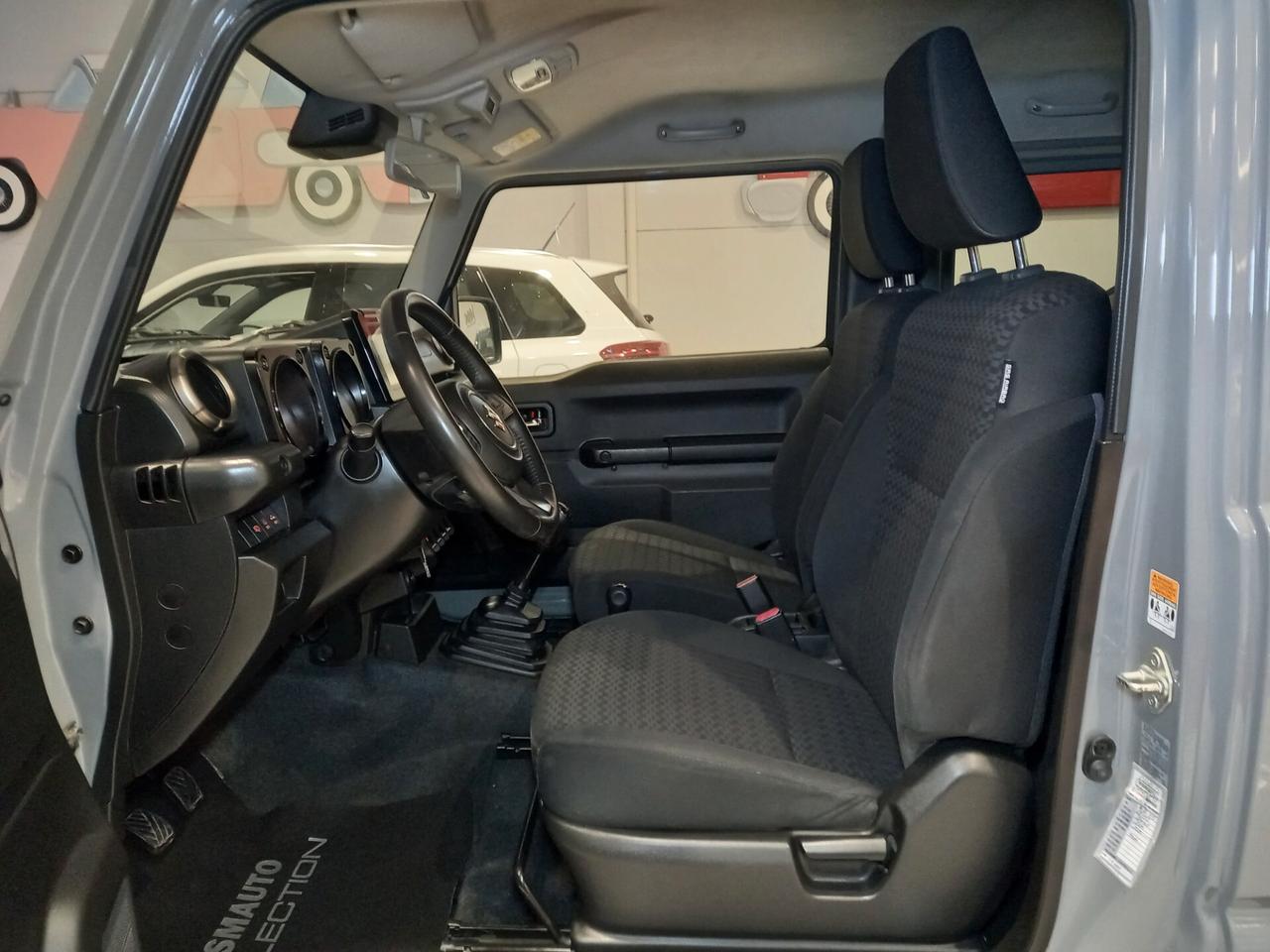 Suzuki Jimny 1.5 5MT Top 65.000 Km