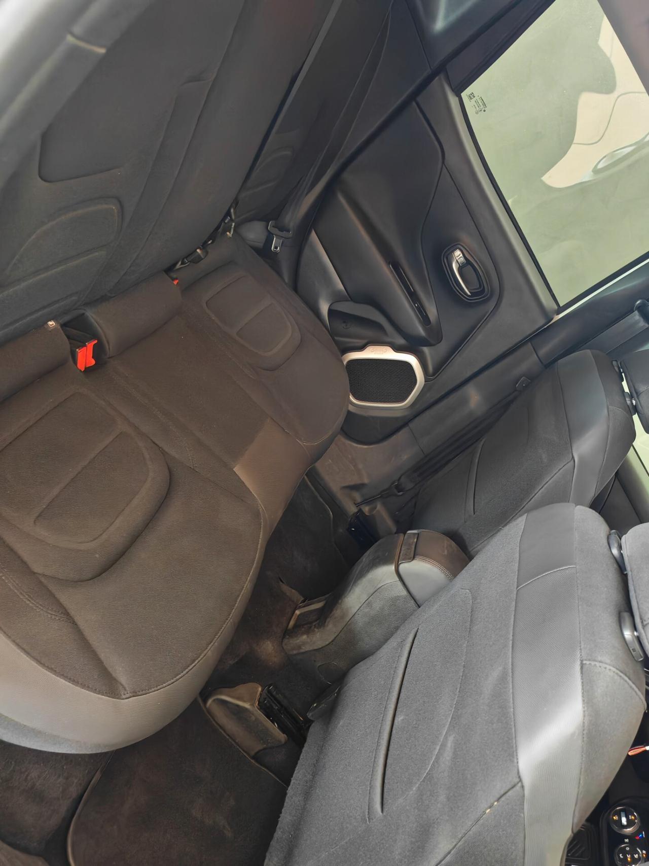 Jeep Renegade 1.6 Mjt DDCT 120 CV Limited