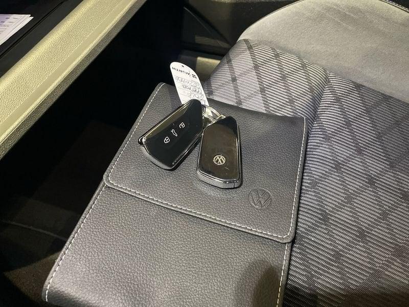 Volkswagen Golf 2.0 tdi R-Line 150cv dsg